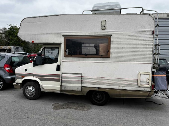 Ansicht Fahrerseite Fiat Talento