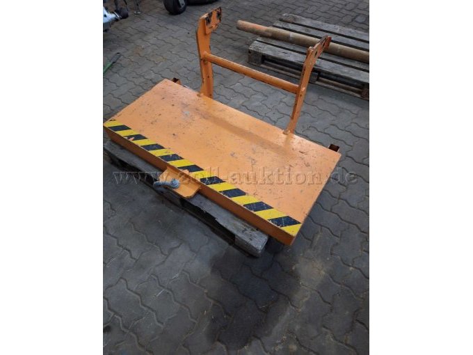 Fiedler Frontausleger Heckansicht