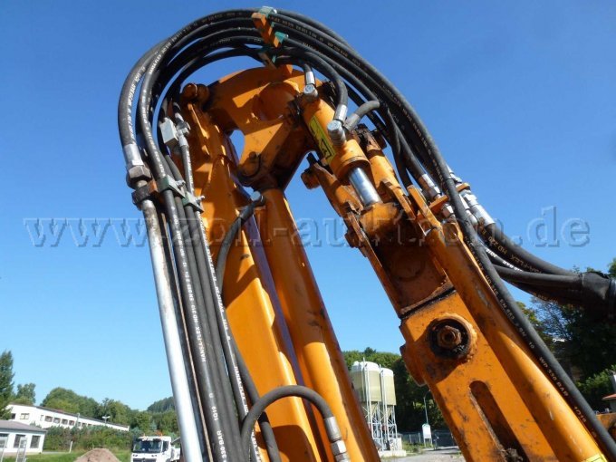 Hydraulikschläuche vom Ausleger