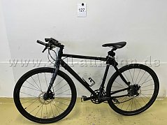 Fitnessbike von unbekannter Marke, links