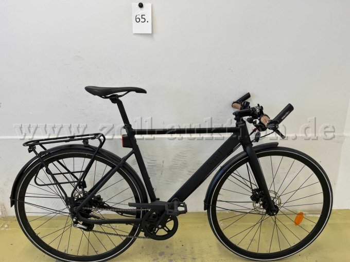 Fitnessbike von elops/Decathlon, rechts