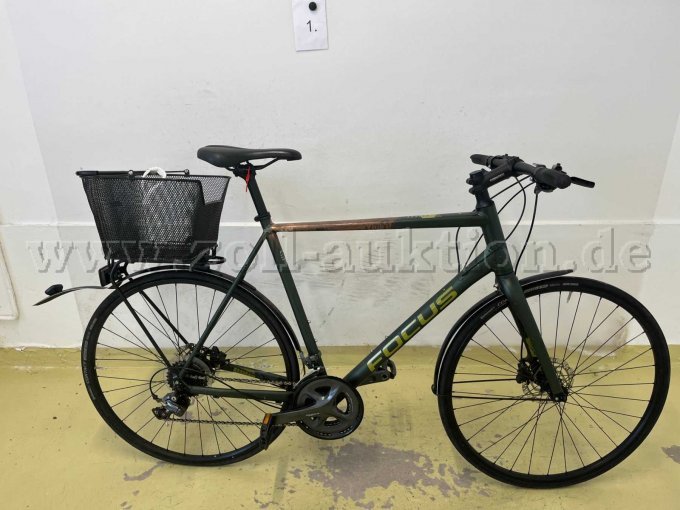 Fitnessbike von Focus, rechts