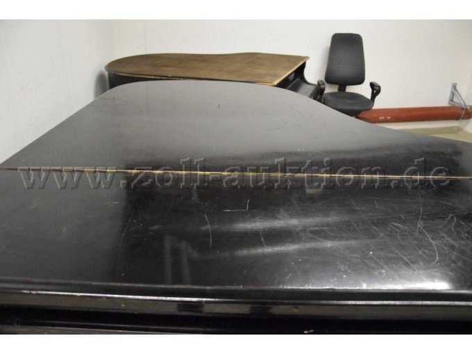 Flügel Gerhard Adam