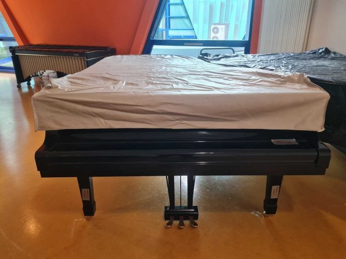 Frontalansicht abgedeckt