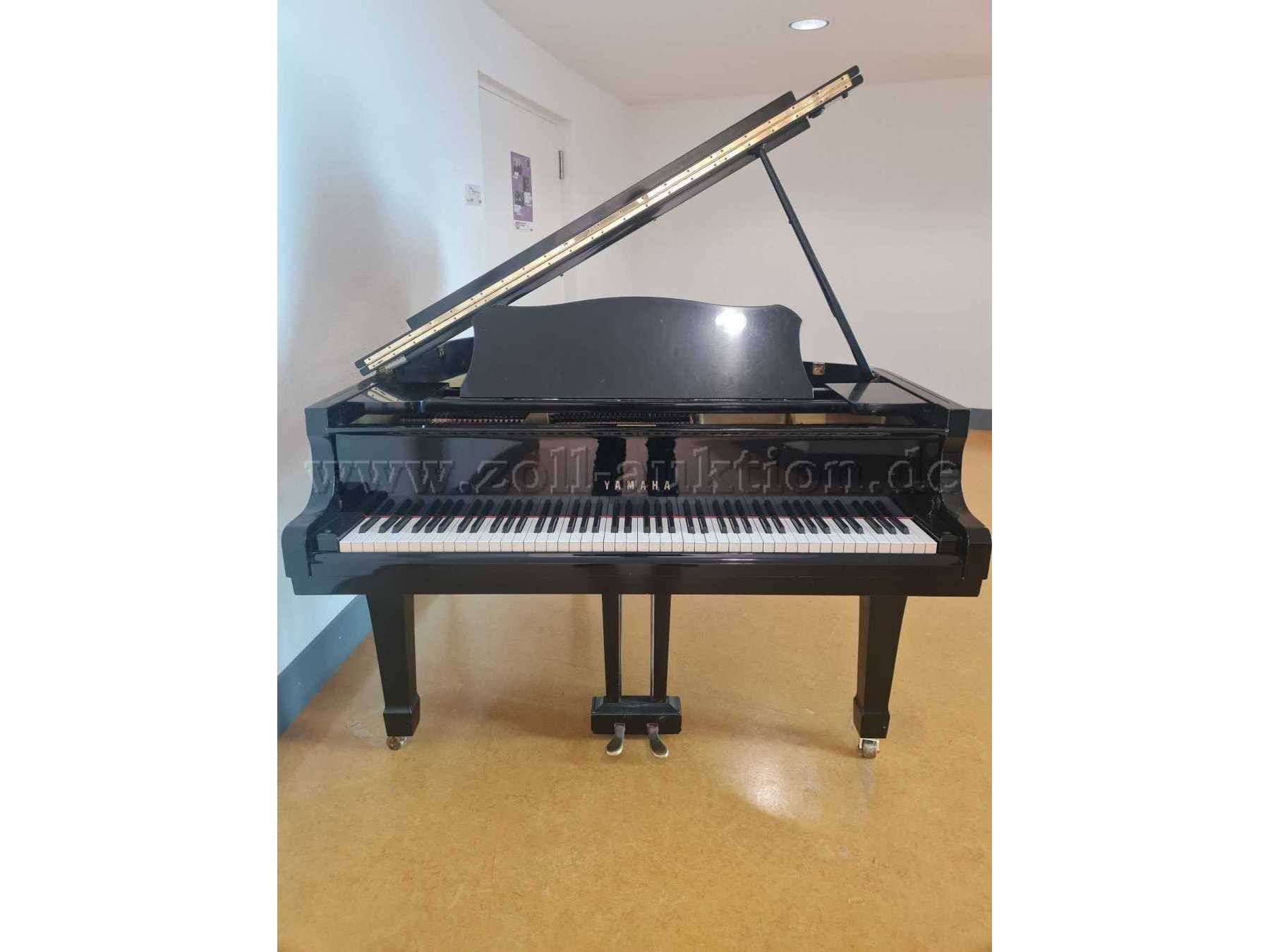 Frontalansicht geöffnet