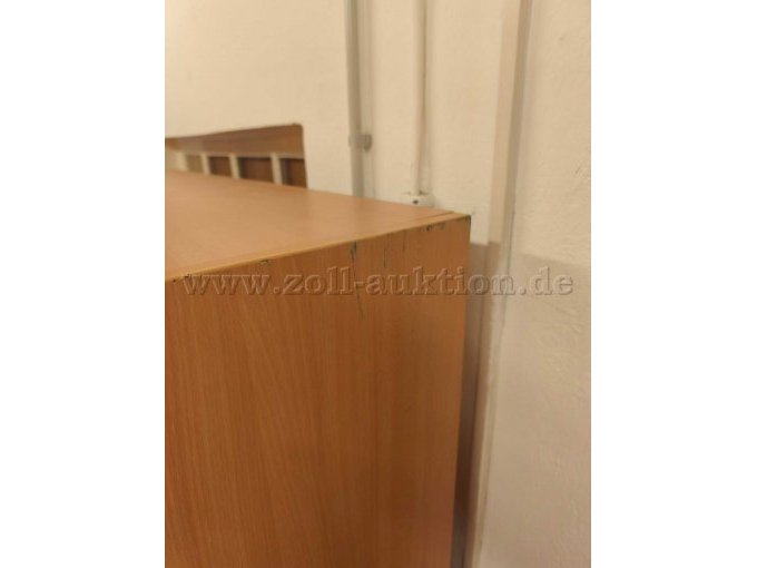starke Abschürfungen / Kratzer Außenseite rechts, oben