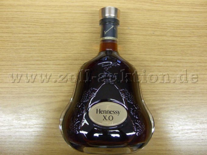 Hennessy Cognac Flasche Frontalansicht