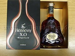 Hennessy Cognac Flasche in Verpackung