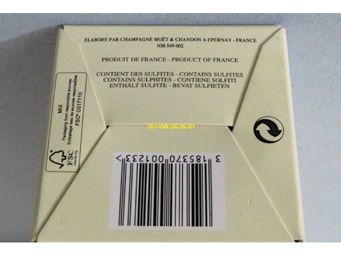 Produktinformationen auf der Unterseite des Geschenkkarton