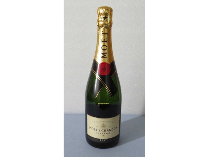 Ansicht Vorderseite Moët & Chandon Brut Impérial Champagner, 0,75L (12% Vol.)