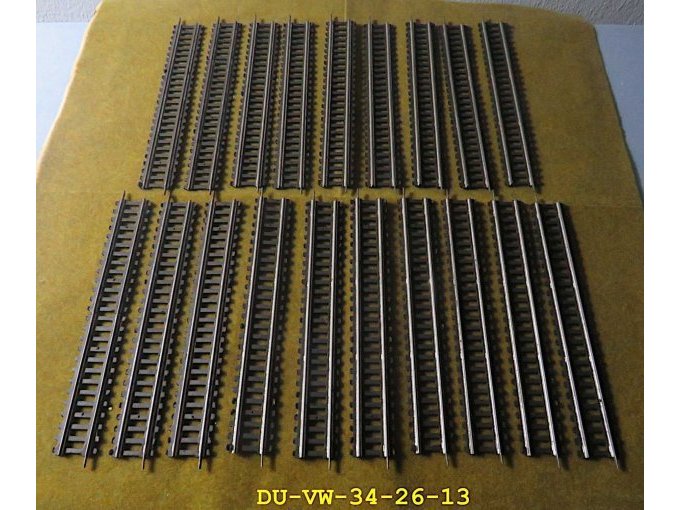1 Fleischmann Konvolut bestehend aus 1 Form Vorsignal 6200 und 19 Gleise 1600 (H0) – foto 8 – kavel bij Zoll-Auktion, Emmerich am Rhein