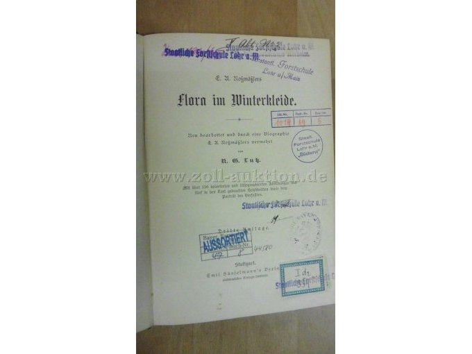 Titelblatt mit mehreren Stempeln