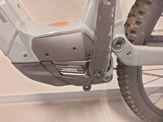 Motor: Shimano Steps, EP8, 850 Watt