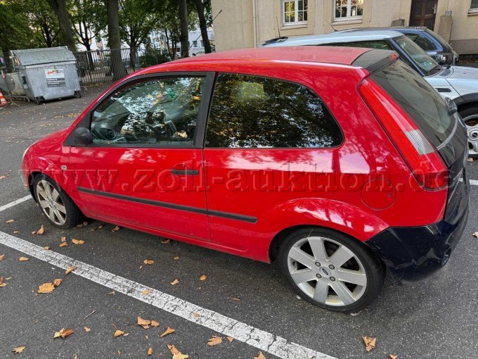 Seitenansicht Fahrerseite.jpg