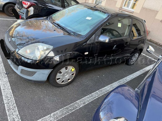 Seitenansicht Fahrerseite.jpg