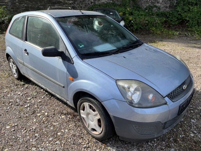 1 Ford Fiesta / Basis (Bastlerfahrzeug) – foto 2 – kavel bij Zoll-Auktion, Erfurt