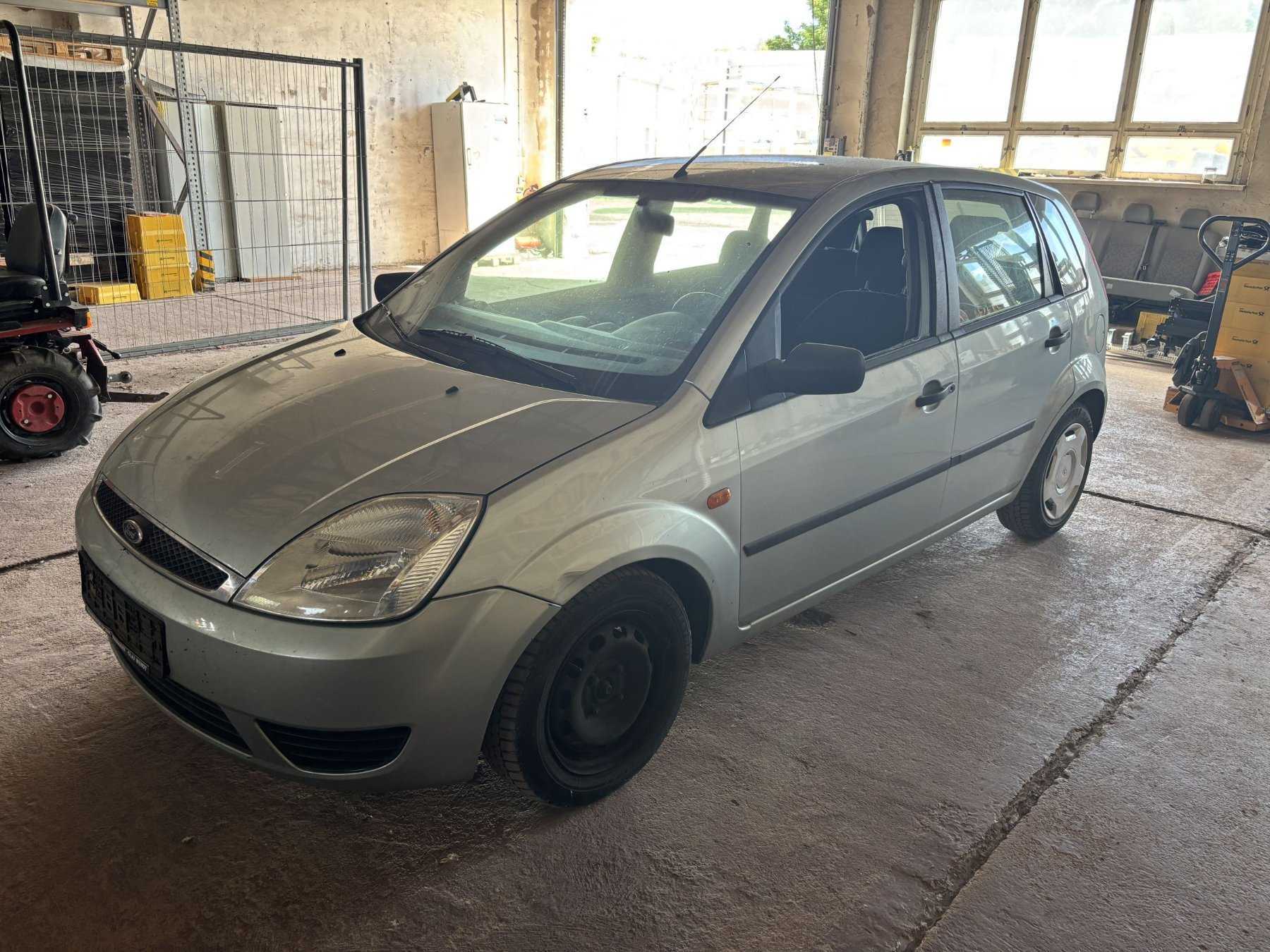 Frontansicht seitlich