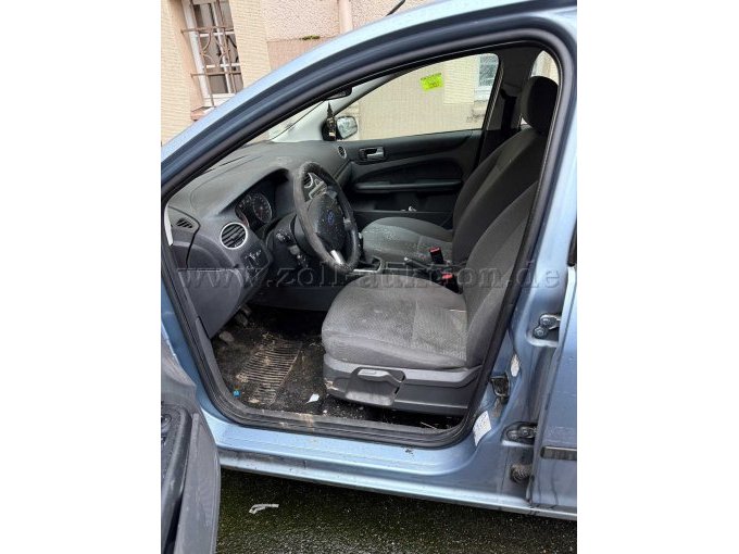 Innenansicht Vordersitze