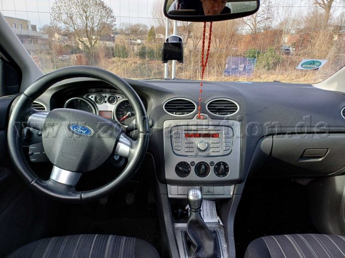 Ford Focus - Armaturen und Mittelkonsole