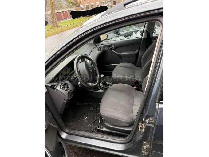 Innenansicht Vordersitze