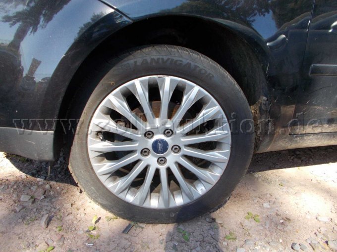 Ansicht des linken Vorderrades