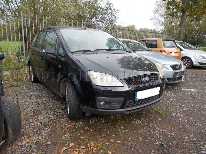 Ansicht vorne rechts Ansicht vorne rechts