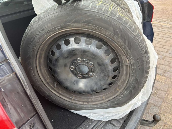 Winterräder auf Stahlfelgen