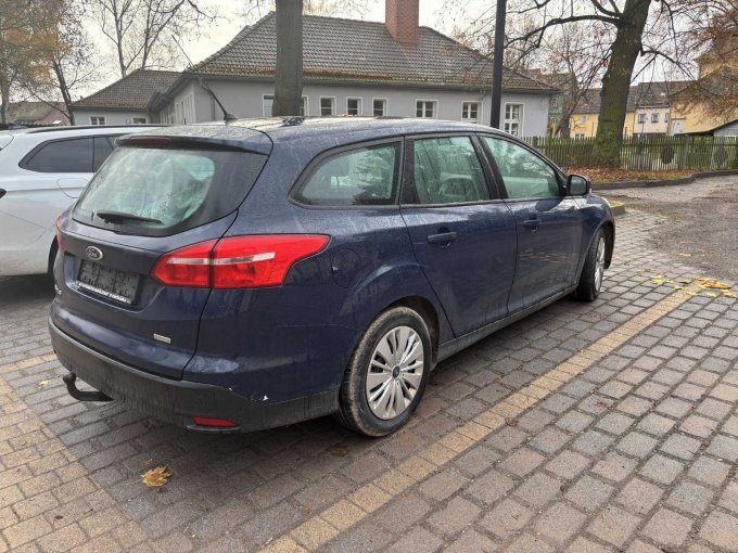 Heckansicht seitlich