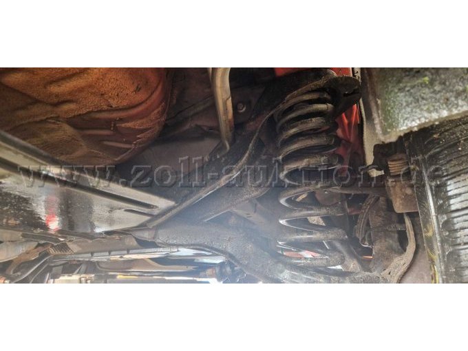 Achse /Unterboden  rechts