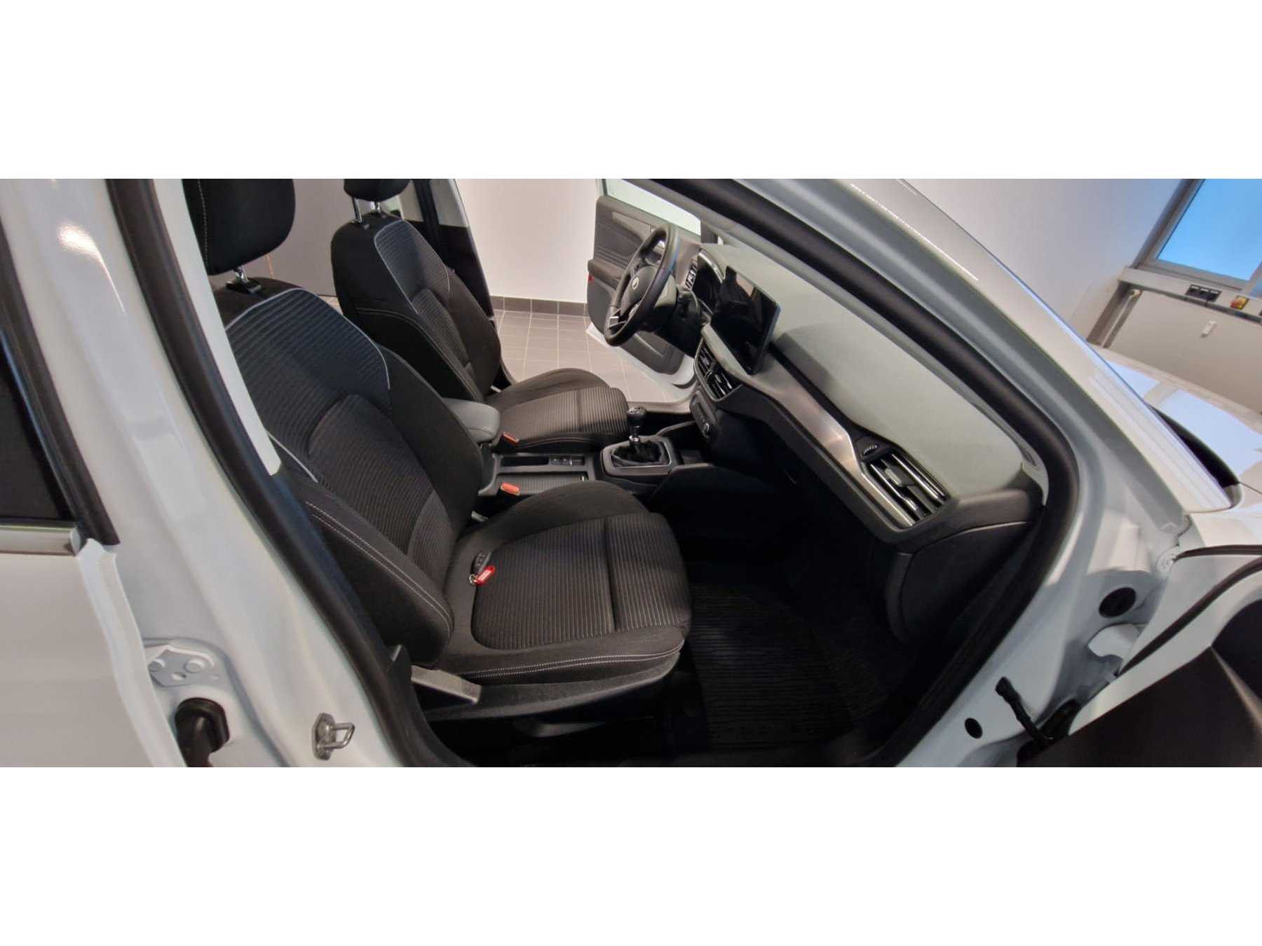 Innenraum rechts vorne