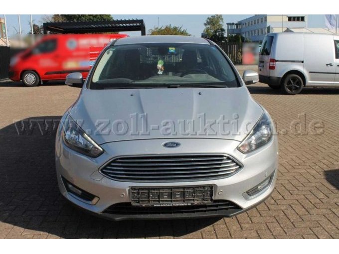 1 Ford Focus stationwagen Titanium – foto 7 – kavel bij Zoll-Auktion, Bahlingen am Kaiserstuhl