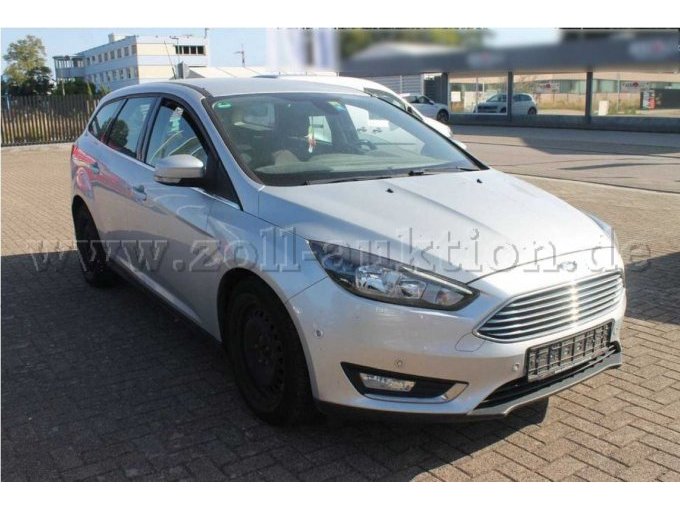 1 Ford Focus stationwagen Titanium – foto 2 – kavel bij Zoll-Auktion, Bahlingen am Kaiserstuhl