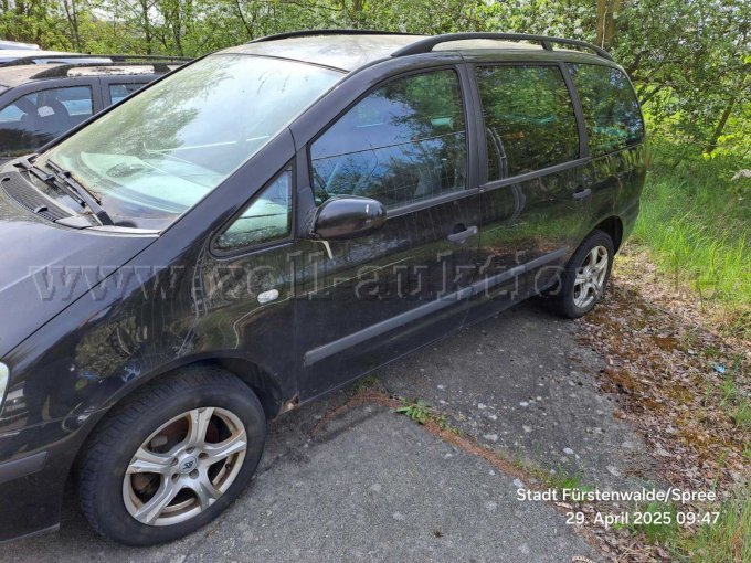 Fahrzeug front Fahrerseite