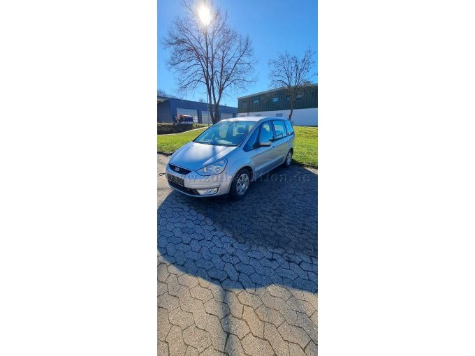 Frontseitige Ansicht Fahrerseite