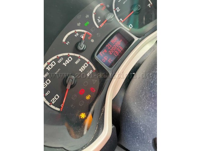 Kilometerstand und Konrolleuchten