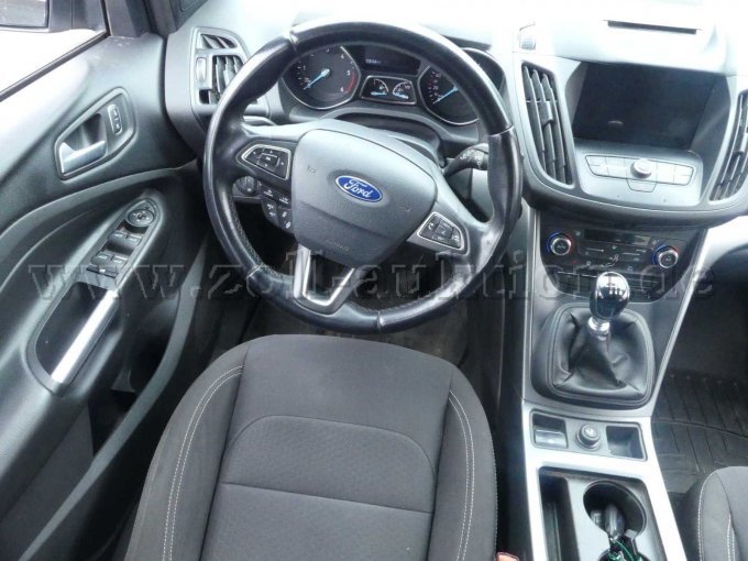 1 Ford Kuga 2.0 TDCi Trend 4x4 Start/Stopp (EURO 6) - Ersatzteilspender – foto 7 – kavel bij Zoll-Auktion, Oberaula