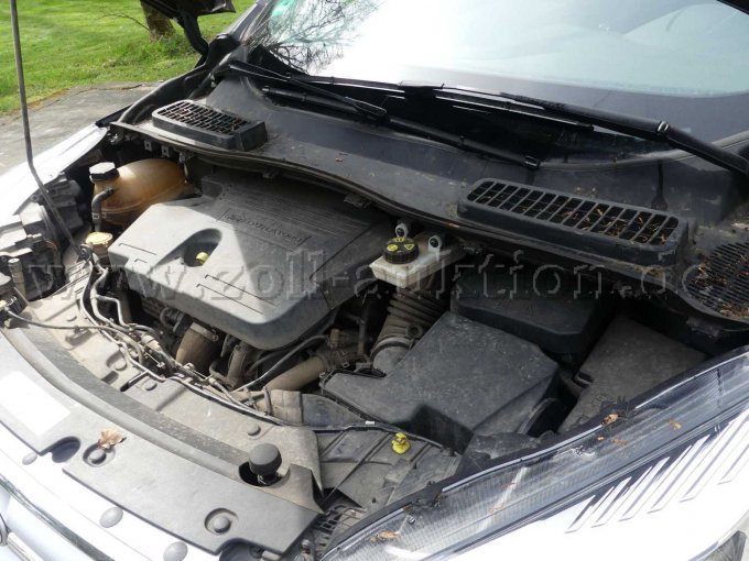 1 Ford Kuga 2.0 TDCi Trend 4x4 Start/Stopp (EURO 6) Unfall/Ersatzteilträger – foto 6 – kavel bij Zoll-Auktion, Troisdorf