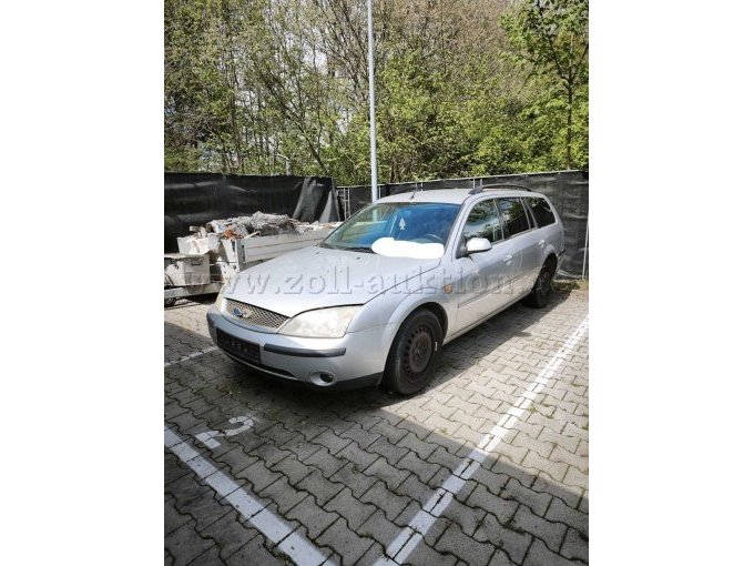 Front/Seitenansicht Fahrerseite Front/Seitenansicht Fahrerseite