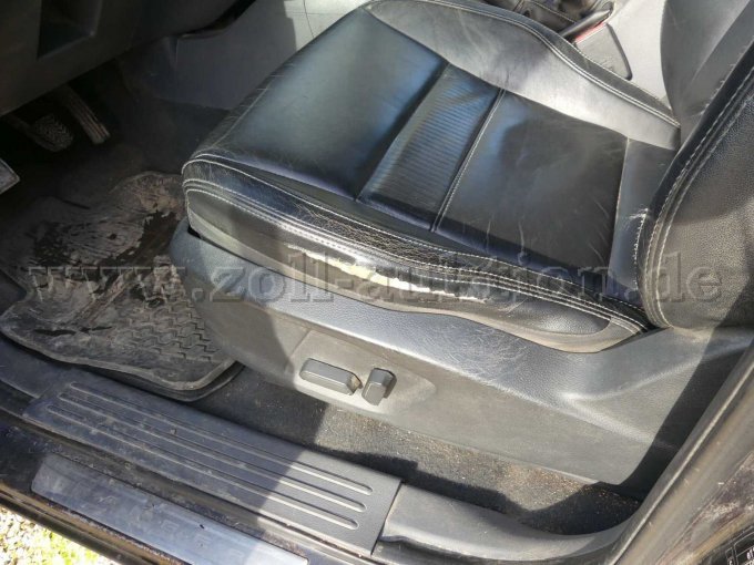 Beschädigung Polsterung Sitz