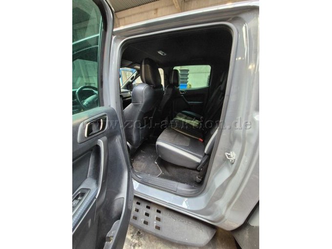 Einstieg hinten links