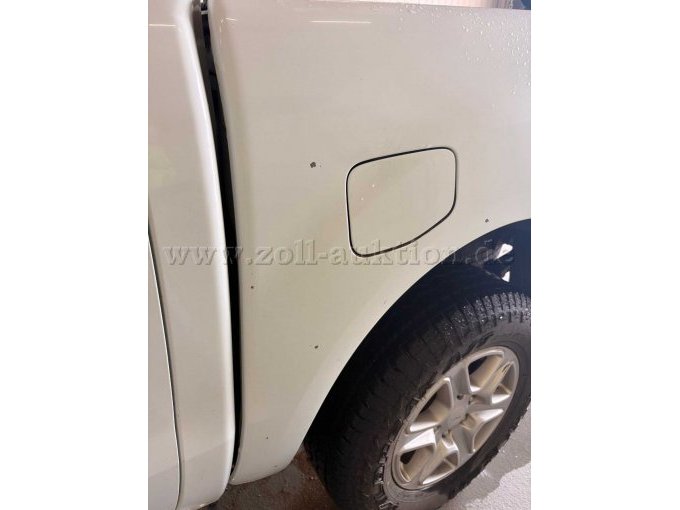 Tankdeckel mit Lackschäden