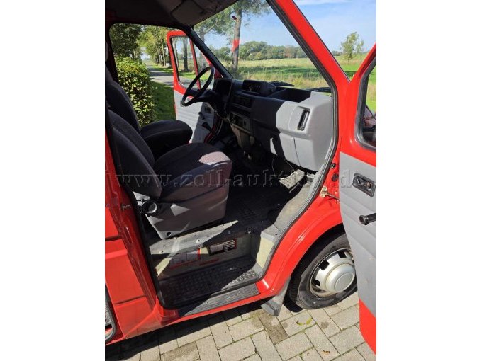 1 Ford TSF Tragkraftspritzenfahrzeug, Feuerwehrfahrzeug, Baujahr 1991 – foto 8 – kavel bij Zoll-Auktion, Detern