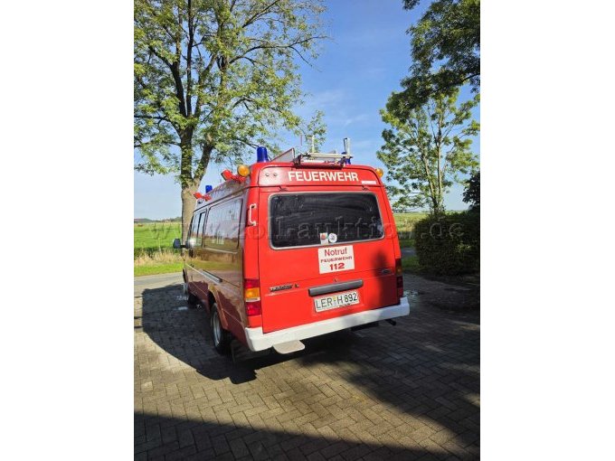 1 Ford TSF Tragkraftspritzenfahrzeug, Feuerwehrfahrzeug, Baujahr 1991 – foto 4 – kavel bij Zoll-Auktion, Detern