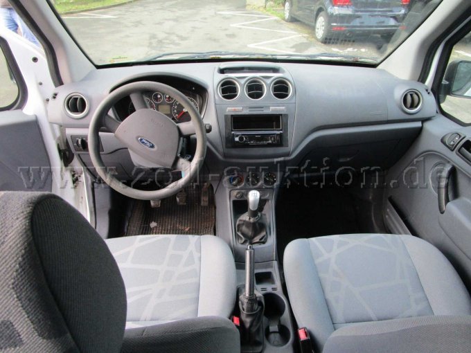 Ford Innenraum vorne