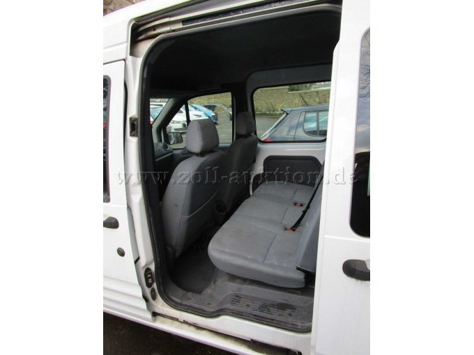 Ford geöffnete Seitentür links