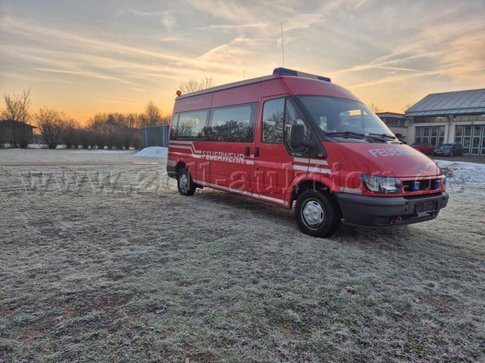 Fahrzeug vorne rechts