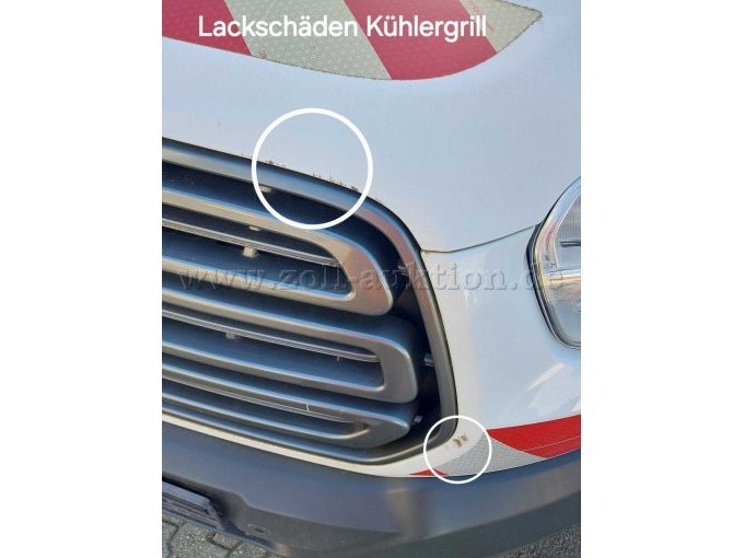 Lackschaden Kühlergrill