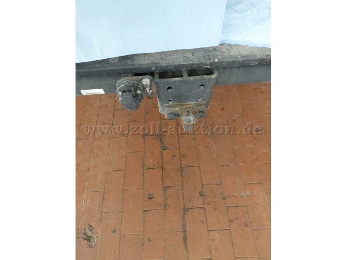 Bild 10:
Anhängerkupplung, Kugelkopf