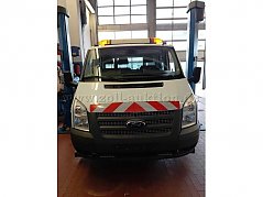 Bild 1:
Frontansicht mit Signallichtbalken