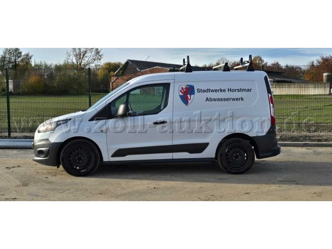 Das Wappen und Aufschrift muss entfernt werden